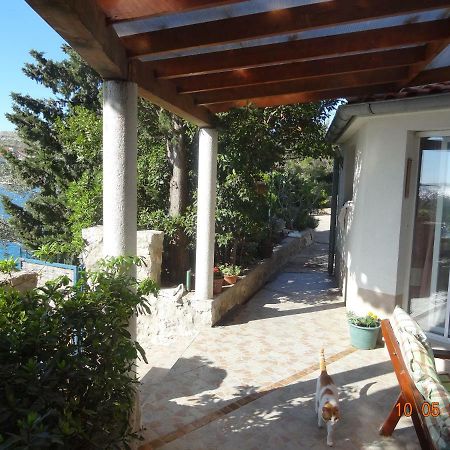 Apartment Jakov With Boat Mooring Zaboric Εξωτερικό φωτογραφία