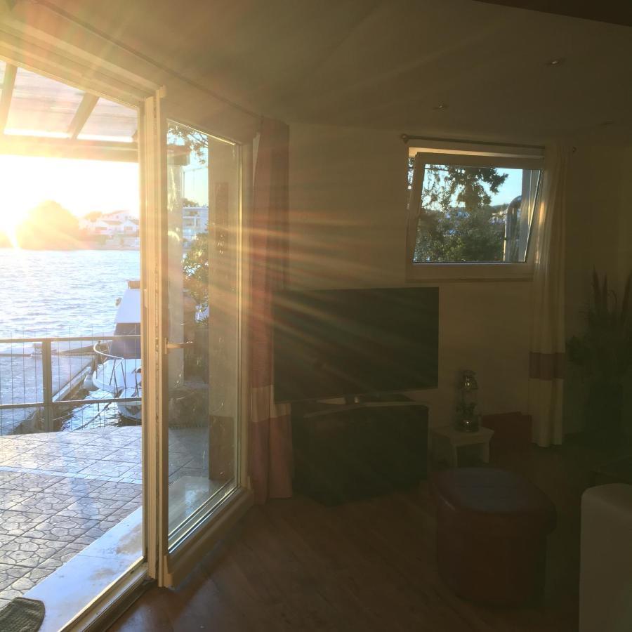 Apartment Jakov With Boat Mooring Zaboric Εξωτερικό φωτογραφία