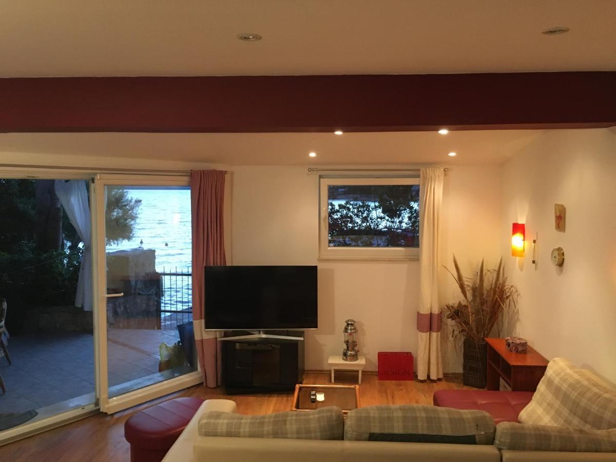 Apartment Jakov With Boat Mooring Zaboric Εξωτερικό φωτογραφία