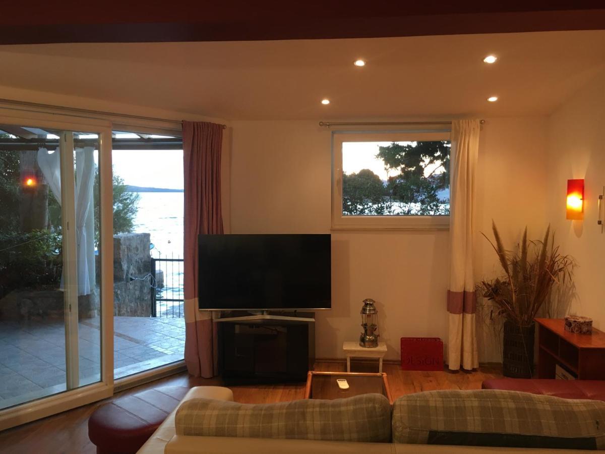 Apartment Jakov With Boat Mooring Zaboric Εξωτερικό φωτογραφία