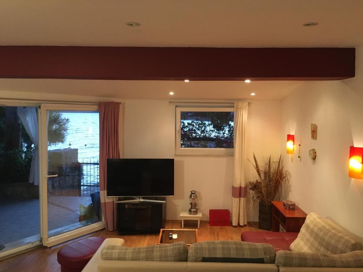 Apartment Jakov With Boat Mooring Zaboric Εξωτερικό φωτογραφία