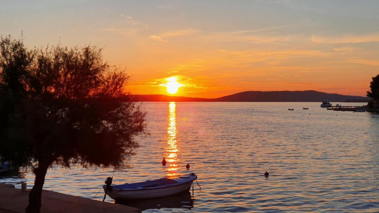 Apartment Jakov With Boat Mooring Zaboric Εξωτερικό φωτογραφία