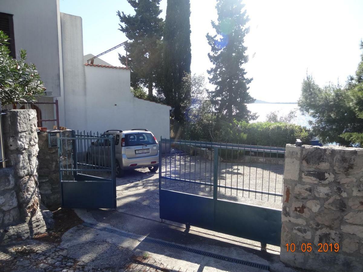 Apartment Jakov With Boat Mooring Zaboric Εξωτερικό φωτογραφία
