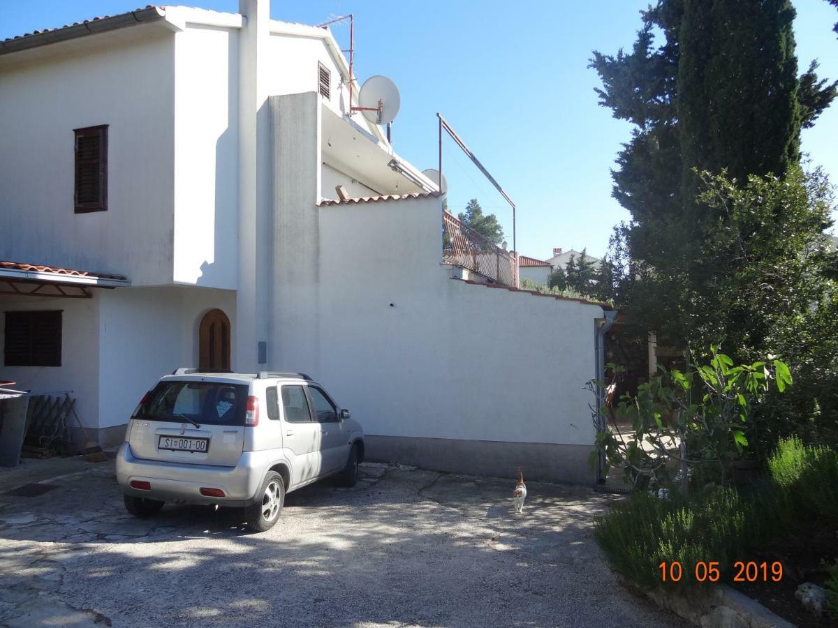 Apartment Jakov With Boat Mooring Zaboric Εξωτερικό φωτογραφία